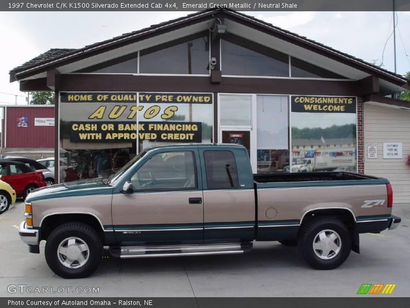 Emerald Green Metallic / Neutral Shale 1997 Chevrolet C/K K1500 Silverado Extended Cab 4x4