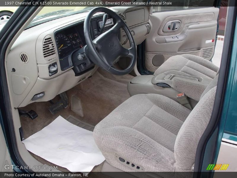 Emerald Green Metallic / Neutral Shale 1997 Chevrolet C/K K1500 Silverado Extended Cab 4x4