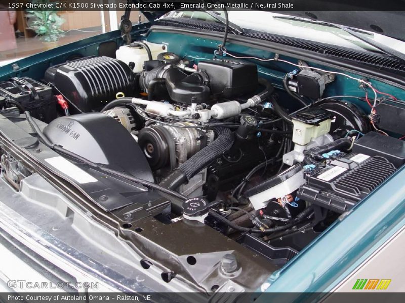 Emerald Green Metallic / Neutral Shale 1997 Chevrolet C/K K1500 Silverado Extended Cab 4x4