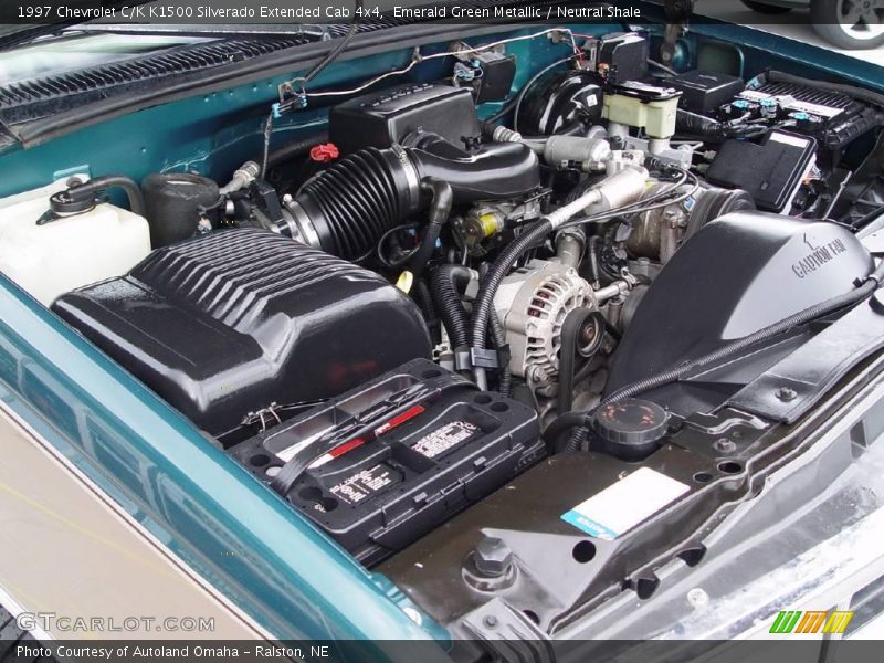 Emerald Green Metallic / Neutral Shale 1997 Chevrolet C/K K1500 Silverado Extended Cab 4x4