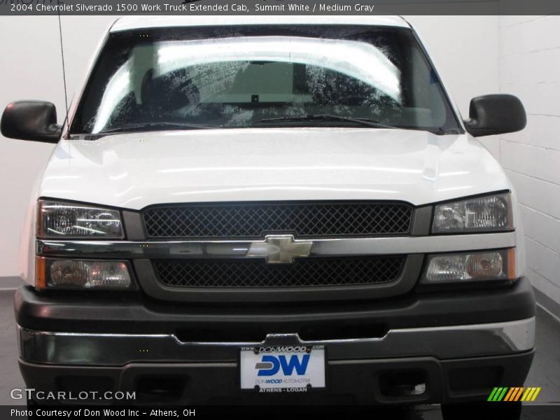 Summit White / Medium Gray 2004 Chevrolet Silverado 1500 Work Truck Extended Cab