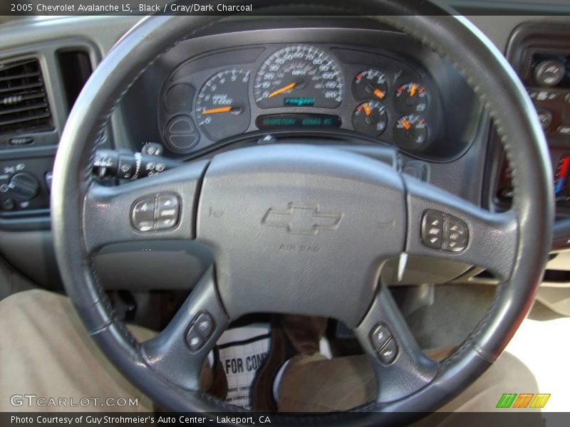 Black / Gray/Dark Charcoal 2005 Chevrolet Avalanche LS