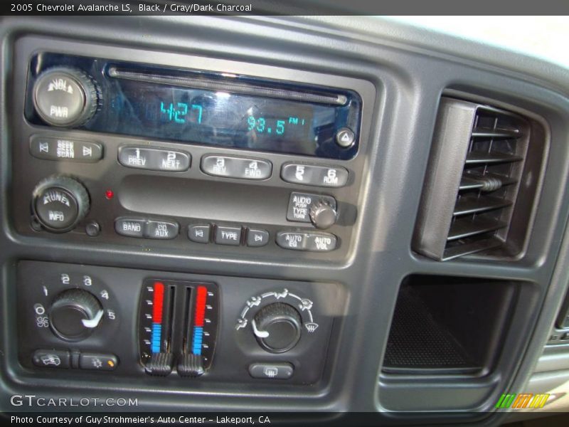 Black / Gray/Dark Charcoal 2005 Chevrolet Avalanche LS