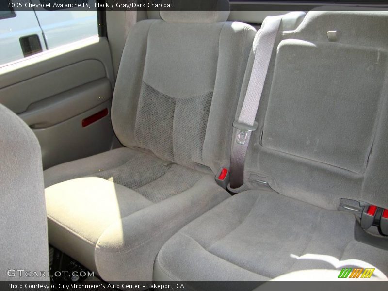 Black / Gray/Dark Charcoal 2005 Chevrolet Avalanche LS