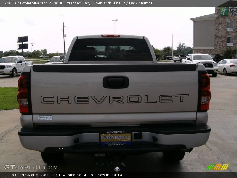Silver Birch Metallic / Dark Charcoal 2005 Chevrolet Silverado 2500HD Extended Cab