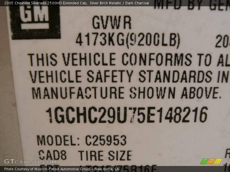 Silver Birch Metallic / Dark Charcoal 2005 Chevrolet Silverado 2500HD Extended Cab
