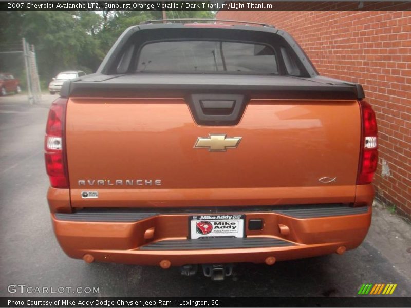 Sunburst Orange Metallic / Dark Titanium/Light Titanium 2007 Chevrolet Avalanche LTZ