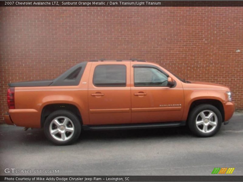 Sunburst Orange Metallic / Dark Titanium/Light Titanium 2007 Chevrolet Avalanche LTZ