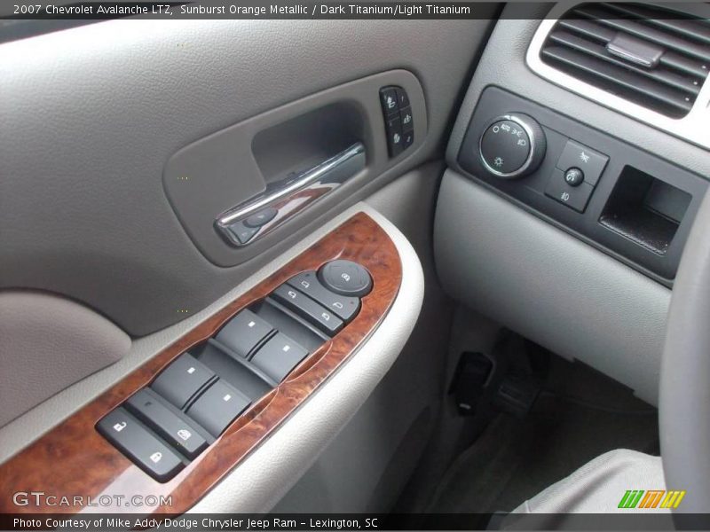 Sunburst Orange Metallic / Dark Titanium/Light Titanium 2007 Chevrolet Avalanche LTZ