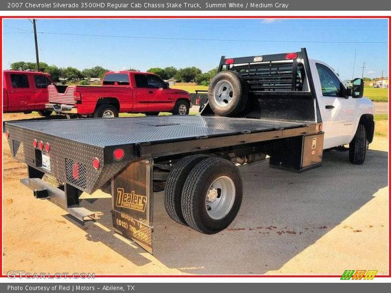 Summit White / Medium Gray 2007 Chevrolet Silverado 3500HD Regular Cab Chassis Stake Truck
