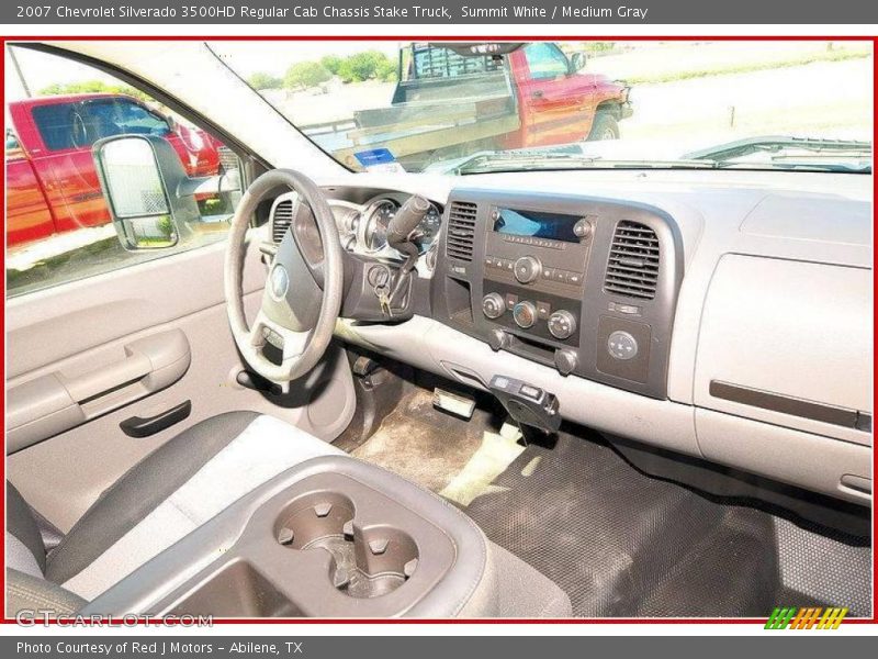 Summit White / Medium Gray 2007 Chevrolet Silverado 3500HD Regular Cab Chassis Stake Truck