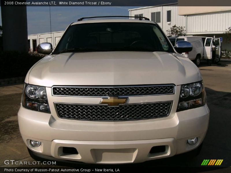 White Diamond Tricoat / Ebony 2008 Chevrolet Avalanche LTZ