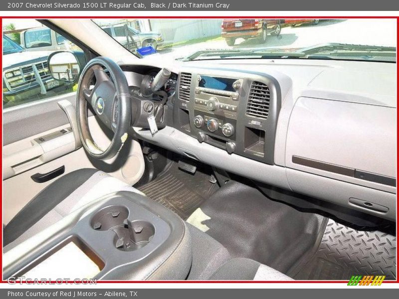Black / Dark Titanium Gray 2007 Chevrolet Silverado 1500 LT Regular Cab