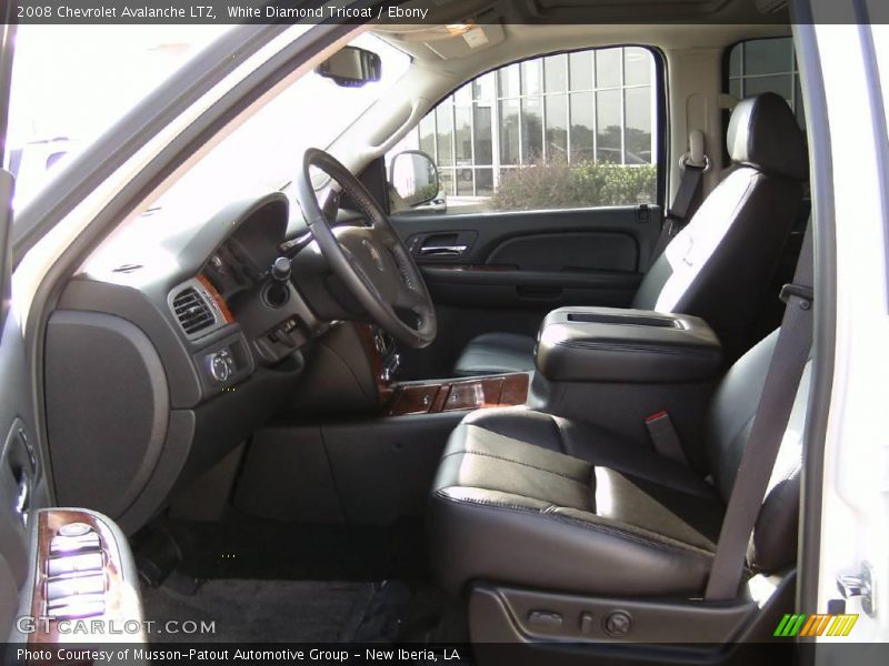 White Diamond Tricoat / Ebony 2008 Chevrolet Avalanche LTZ
