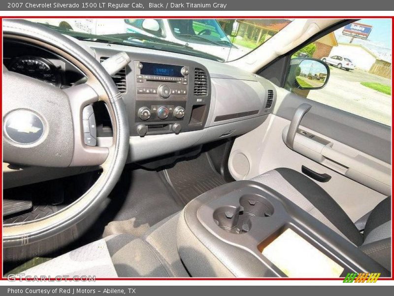 Black / Dark Titanium Gray 2007 Chevrolet Silverado 1500 LT Regular Cab