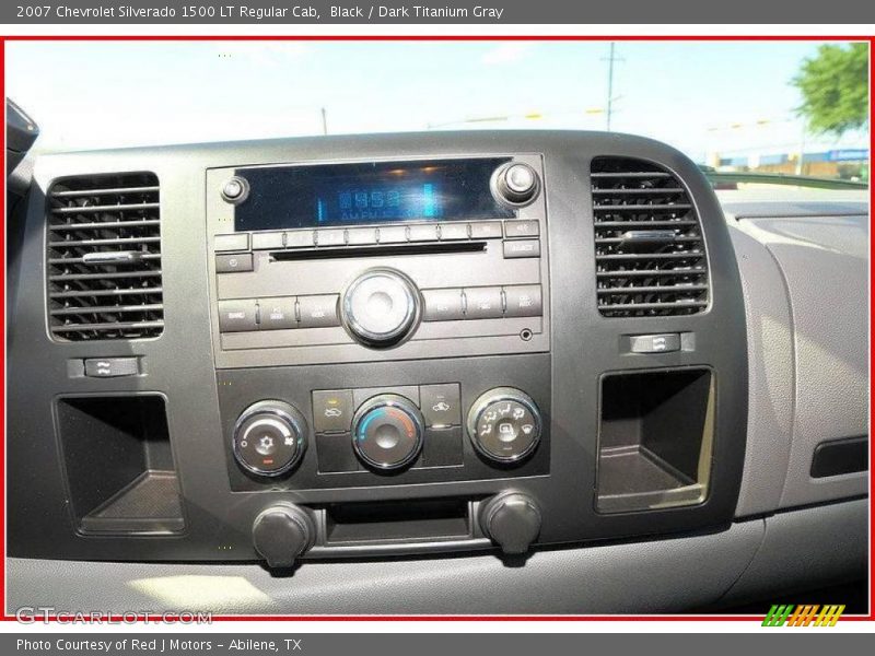 Black / Dark Titanium Gray 2007 Chevrolet Silverado 1500 LT Regular Cab
