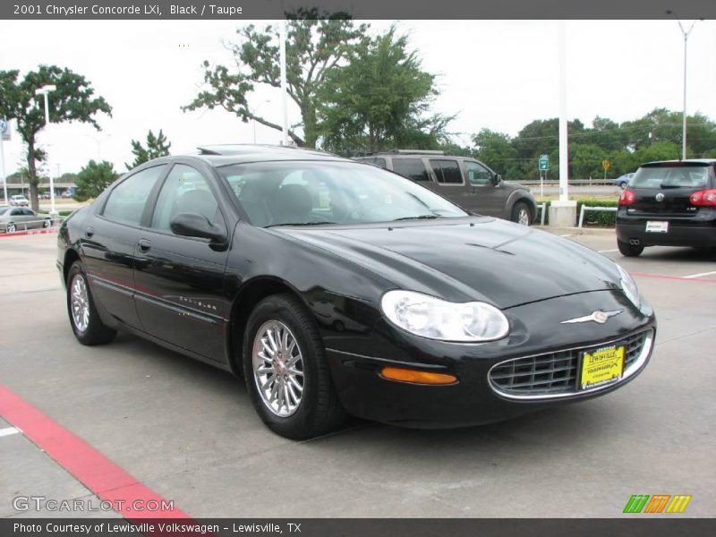 Black / Taupe 2001 Chrysler Concorde LXi