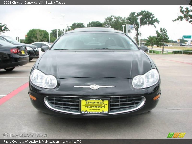 Black / Taupe 2001 Chrysler Concorde LXi