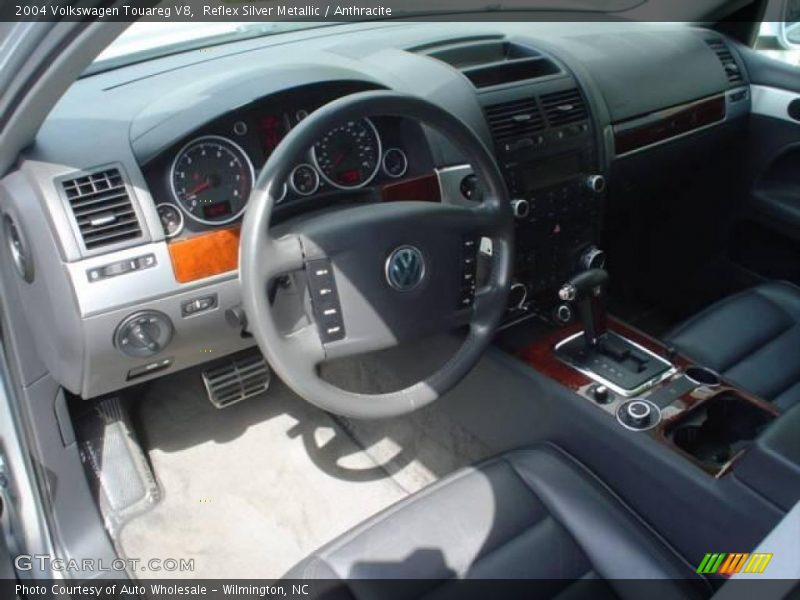 Reflex Silver Metallic / Anthracite 2004 Volkswagen Touareg V8