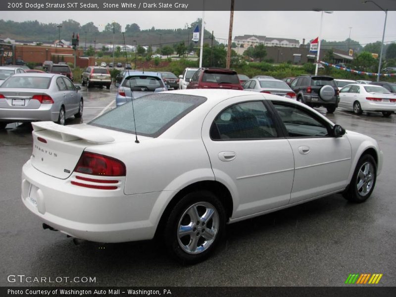 Stone White / Dark Slate Gray 2005 Dodge Stratus SXT Sedan