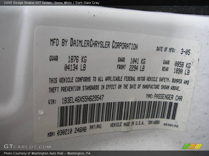 Stone White / Dark Slate Gray 2005 Dodge Stratus SXT Sedan