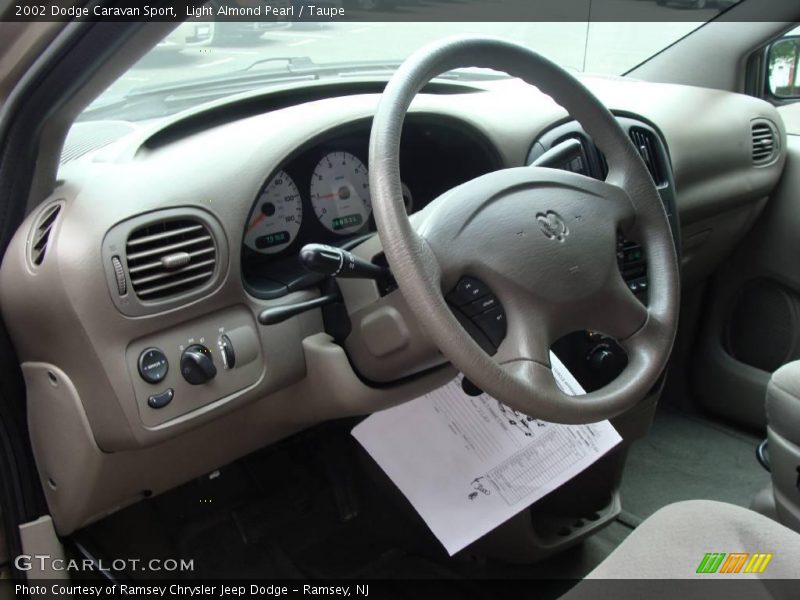 Light Almond Pearl / Taupe 2002 Dodge Caravan Sport