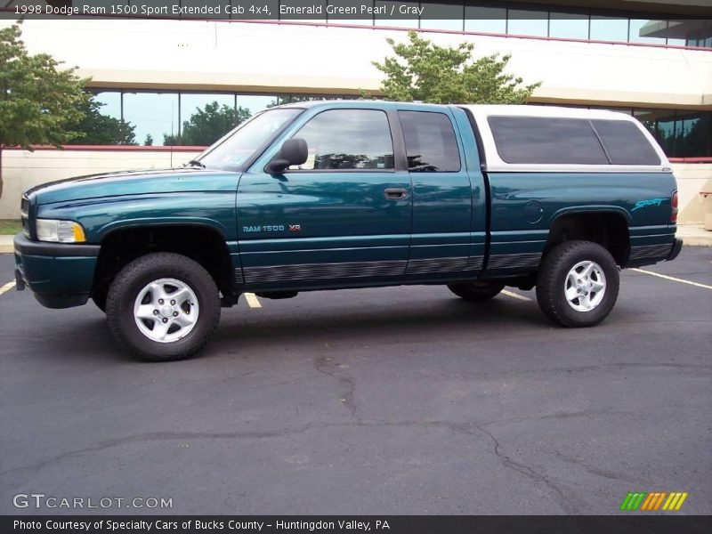 Emerald Green Pearl / Gray 1998 Dodge Ram 1500 Sport Extended Cab 4x4