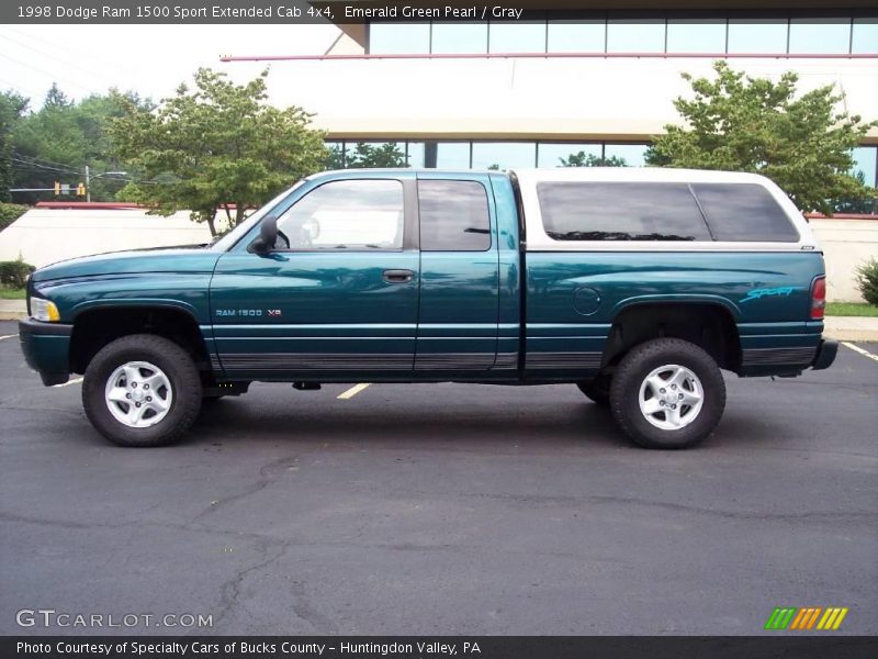 Emerald Green Pearl / Gray 1998 Dodge Ram 1500 Sport Extended Cab 4x4