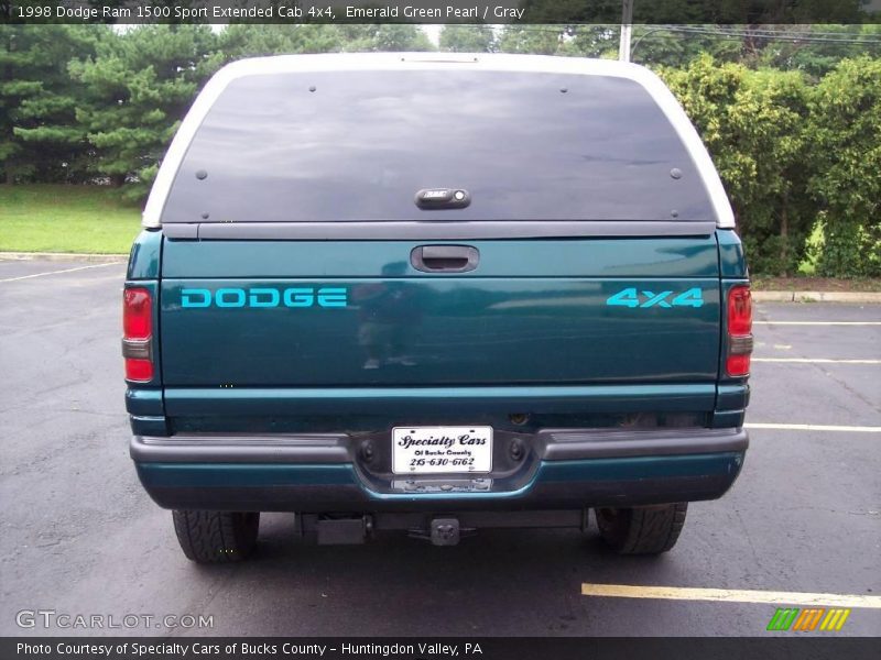 Emerald Green Pearl / Gray 1998 Dodge Ram 1500 Sport Extended Cab 4x4