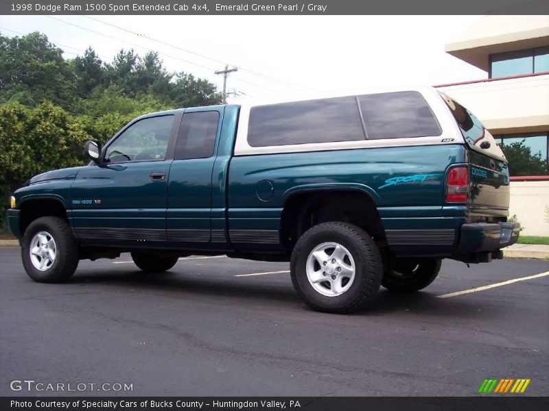 Emerald Green Pearl / Gray 1998 Dodge Ram 1500 Sport Extended Cab 4x4