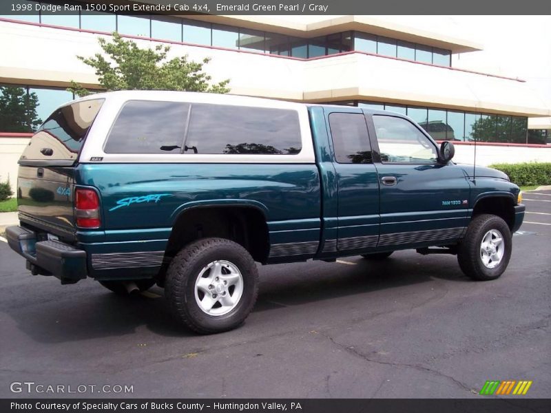 Emerald Green Pearl / Gray 1998 Dodge Ram 1500 Sport Extended Cab 4x4