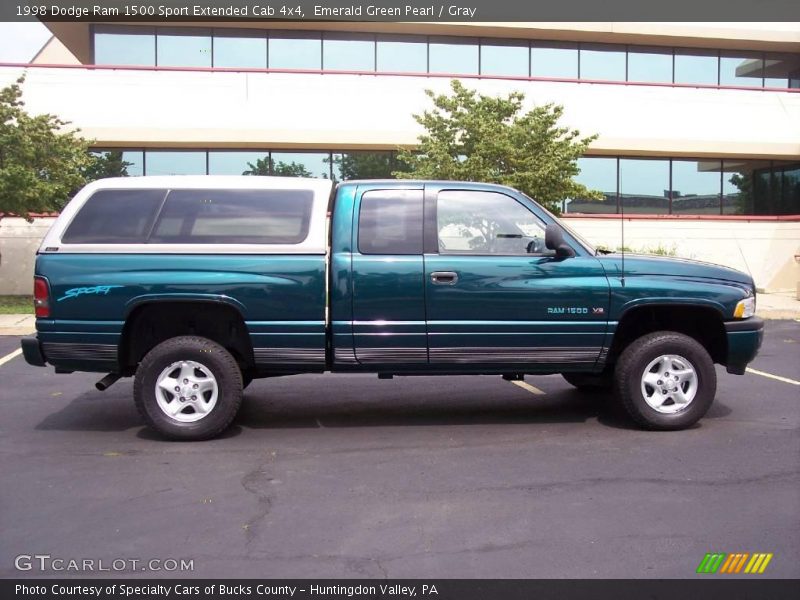 Emerald Green Pearl / Gray 1998 Dodge Ram 1500 Sport Extended Cab 4x4