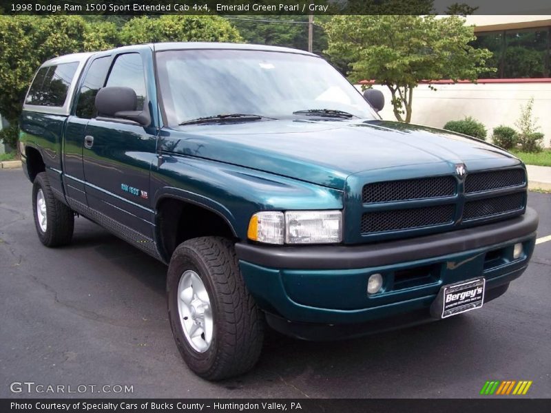 Emerald Green Pearl / Gray 1998 Dodge Ram 1500 Sport Extended Cab 4x4