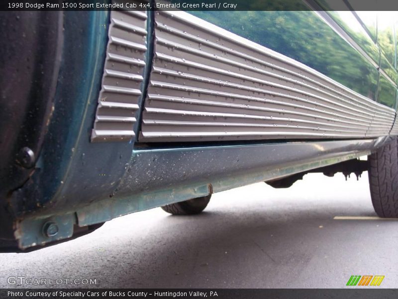 Emerald Green Pearl / Gray 1998 Dodge Ram 1500 Sport Extended Cab 4x4
