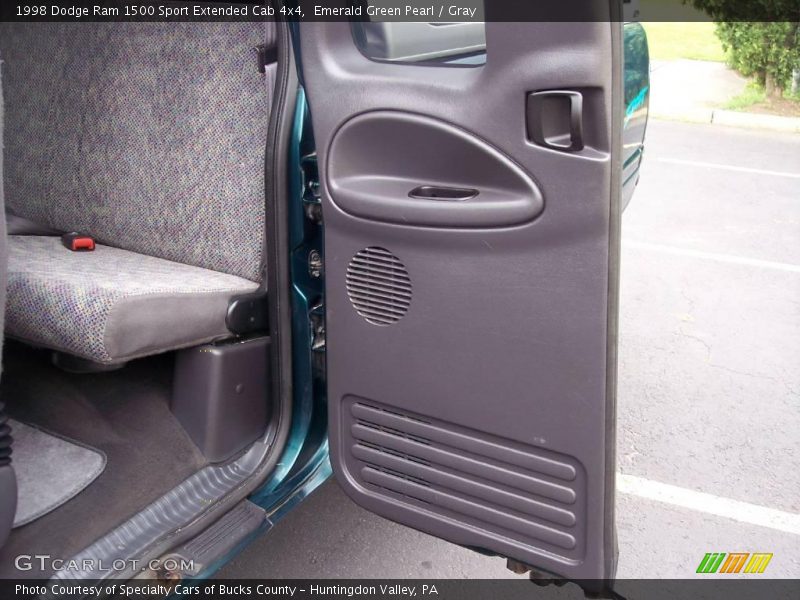 Emerald Green Pearl / Gray 1998 Dodge Ram 1500 Sport Extended Cab 4x4