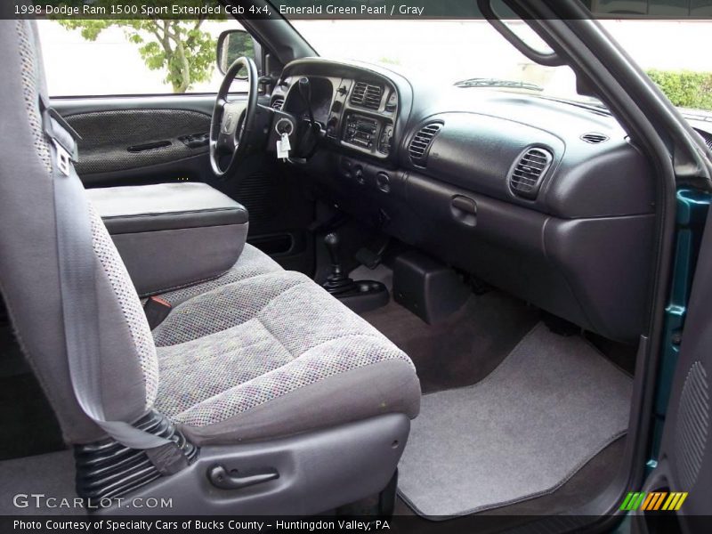 Emerald Green Pearl / Gray 1998 Dodge Ram 1500 Sport Extended Cab 4x4