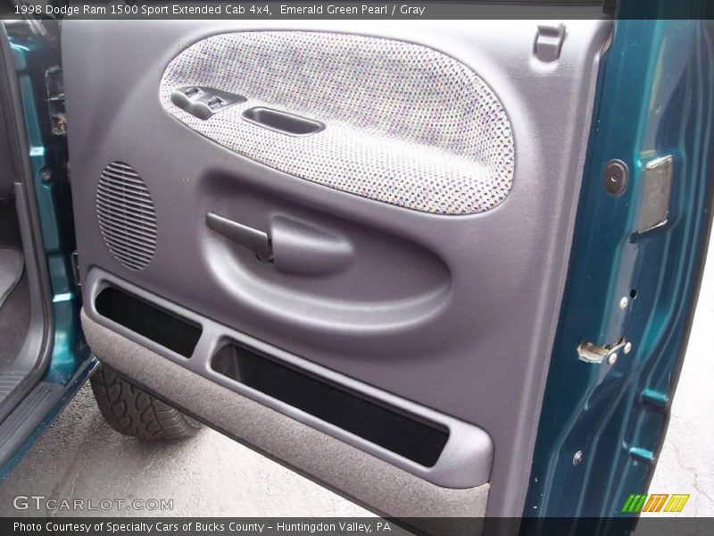 Emerald Green Pearl / Gray 1998 Dodge Ram 1500 Sport Extended Cab 4x4