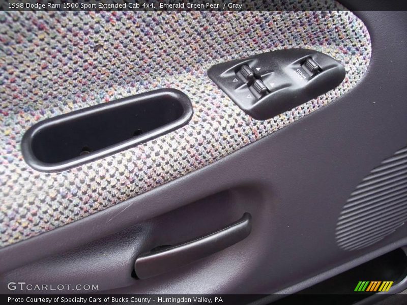 Emerald Green Pearl / Gray 1998 Dodge Ram 1500 Sport Extended Cab 4x4