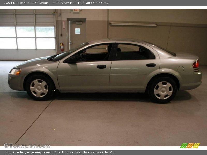 Bright Silver Metallic / Dark Slate Gray 2004 Dodge Stratus SE Sedan