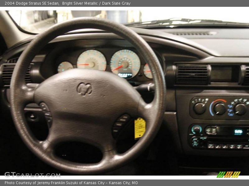 Bright Silver Metallic / Dark Slate Gray 2004 Dodge Stratus SE Sedan