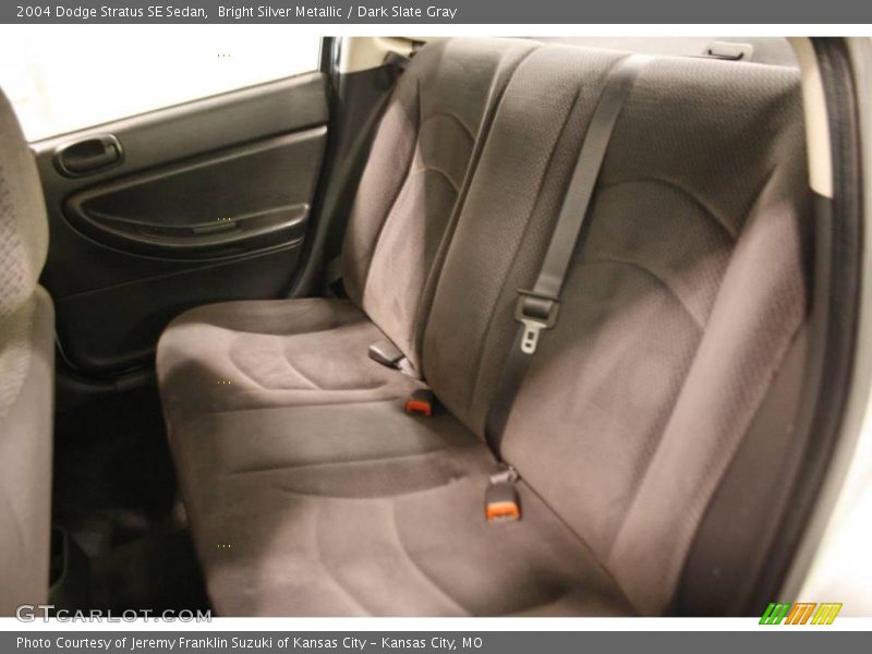 Bright Silver Metallic / Dark Slate Gray 2004 Dodge Stratus SE Sedan
