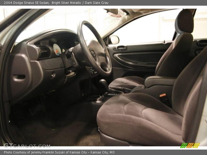 Bright Silver Metallic / Dark Slate Gray 2004 Dodge Stratus SE Sedan