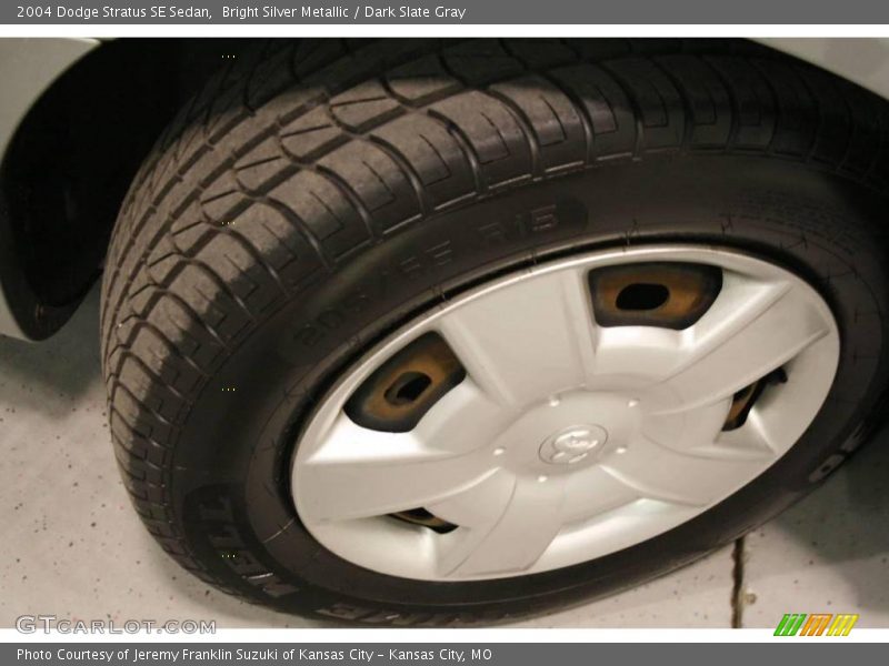 Bright Silver Metallic / Dark Slate Gray 2004 Dodge Stratus SE Sedan
