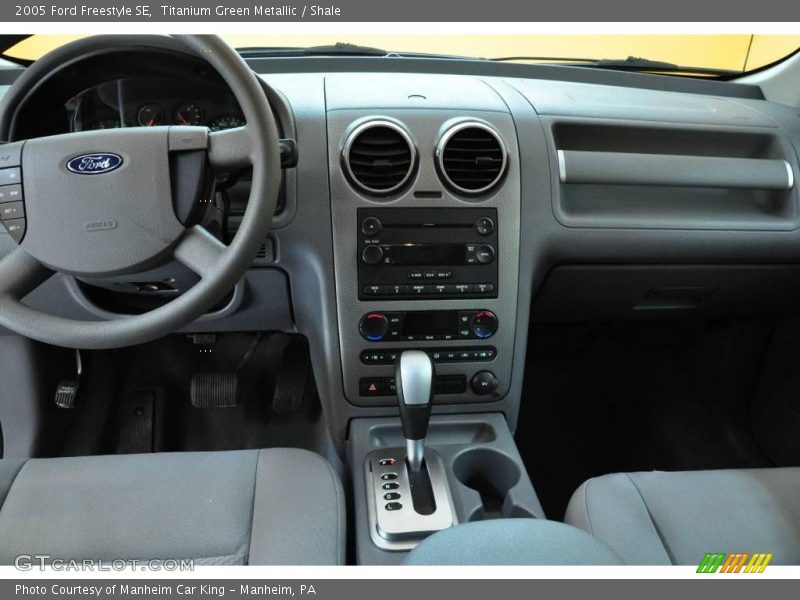 Titanium Green Metallic / Shale 2005 Ford Freestyle SE