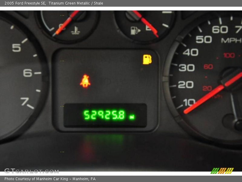 Titanium Green Metallic / Shale 2005 Ford Freestyle SE