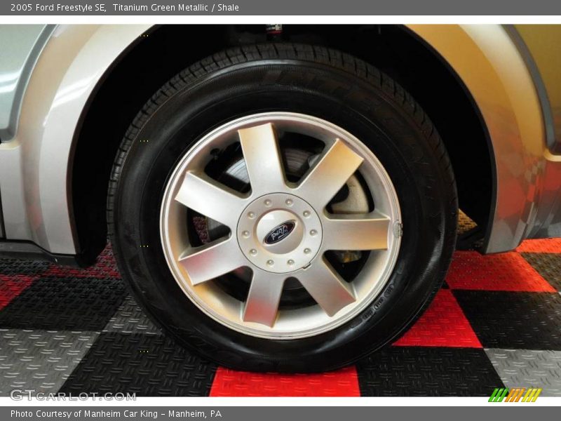 Titanium Green Metallic / Shale 2005 Ford Freestyle SE