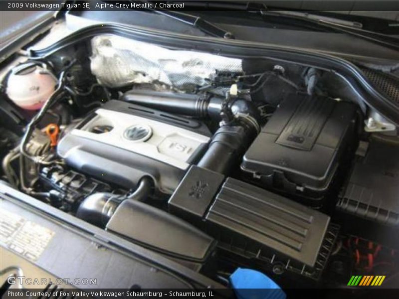 Alpine Grey Metallic / Charcoal 2009 Volkswagen Tiguan SE