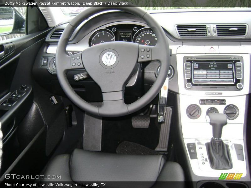 Deep Black / Deep Black 2009 Volkswagen Passat Komfort Wagon