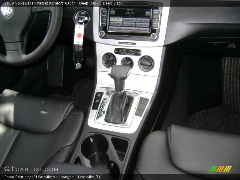 Deep Black / Deep Black 2009 Volkswagen Passat Komfort Wagon