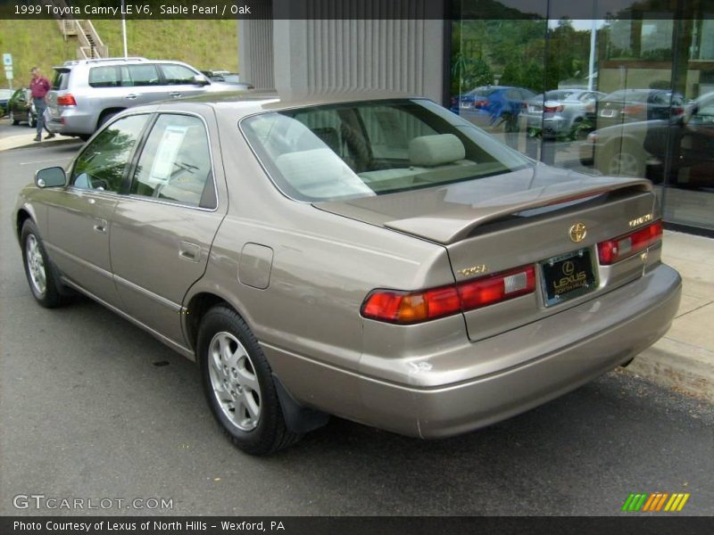 Sable Pearl / Oak 1999 Toyota Camry LE V6